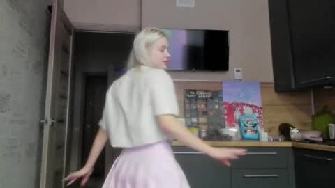 Snapshot of be_daddy chatting on February 24, 2:26 pm Summer BABY online show from February 24, 2:26 pm