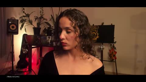 Snapshot of be_lov chatting on March 11, 9:15 pm Call me Bells Next Stream on Wednesday Feb 26 online show from March 11, 9:15 pm