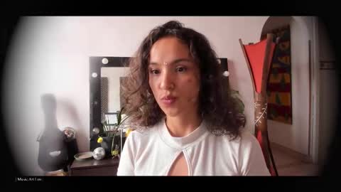 Snapshot of be_lov chatting on March 27, 4:40 pm Call me Bells Next Stream on Wednesday Feb 26 online show from March 27, 4:40 pm