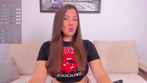 Lola online show from October 21, 11:55 am