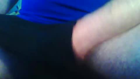 Snapshot of beanwright26 chatting on April 11, 2:32 pm beanwright26 online show from April 11, 2:32 pm