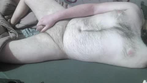 Snapshot of bear282667 chatting on April 9, 4:45 am bear282667 online show from April 9, 4:45 am