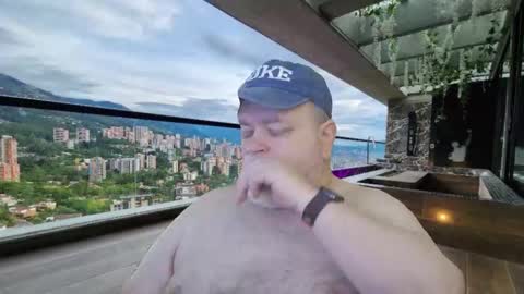 Dookie online show from February 1, 6:50 pm