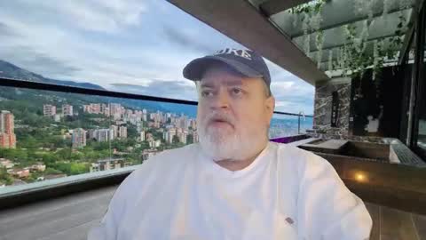 Dookie online show from February 8, 6:33 pm