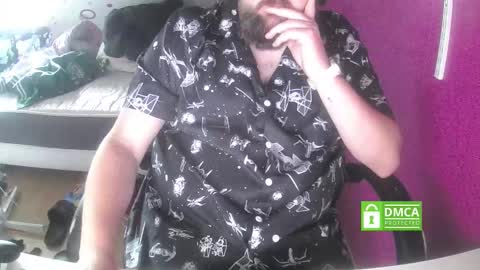 Snapshot of bear90130 chatting on October 10, 10:25 am bear90130 online show from October 10, 10:25 am