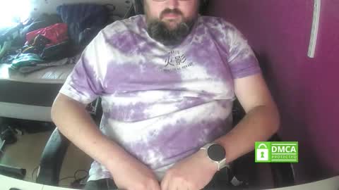 Snapshot of bear90130 chatting on October 16, 10:38 am bear90130 online show from October 16, 10:38 am