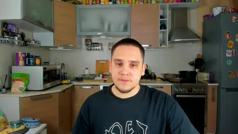 Snapshot of bear_beer130 chatting on April 4, 3:42 pm bear_beer130 online show from April 4, 3:42 pm