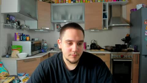 Snapshot of bear_beer130 chatting on April 5, 2:03 pm bear_beer130 online show from April 5, 2:03 pm