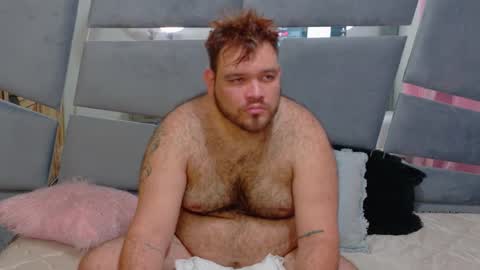 Snapshot of bear_big_ chatting on November 24, 7:13 pm bigbearr online show from November 24, 7:13 pm