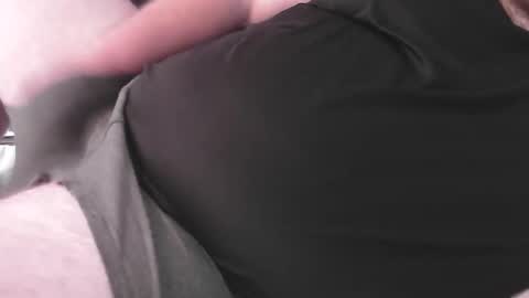 Snapshot of bear_man_oi chatting on December 15, 4:07 am bear_man_oi online show from December 15, 4:07 am