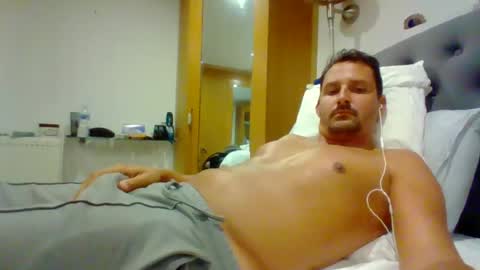 bearboudior online show from June 17, 10:39 am