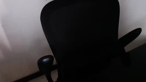 Beard Guy online show from January 5, 5:27 pm