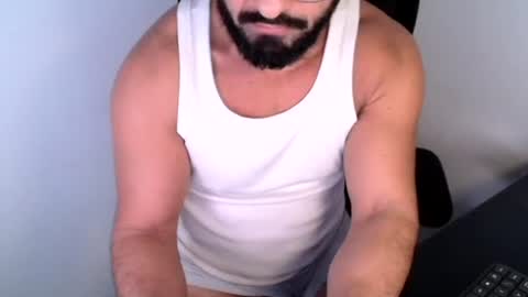 Beard Guy online show from June 21, 1:46 pm