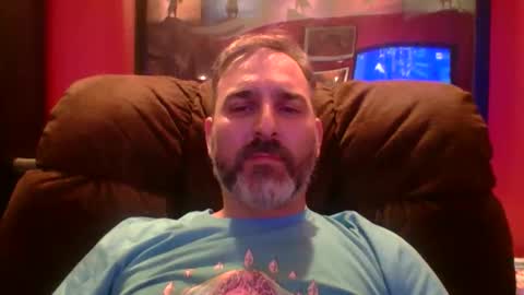 Snapshot of beardedambition chatting on October 2, 11:45 pm beardedambition online show from October 2, 11:45 pm