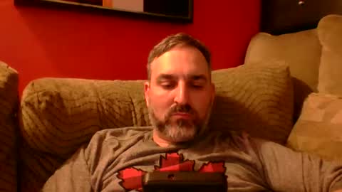 Snapshot of beardedambition chatting on May 21, 1:23 am beardedambition online show from May 21, 1:23 am