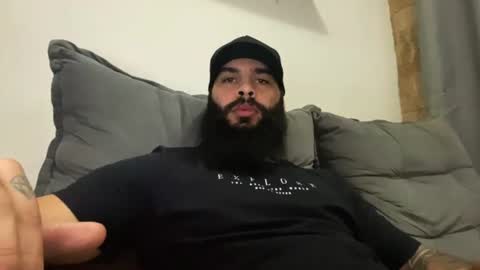 Snapshot of beardmax chatting on June 12, 8:35 am Min online show from June 12, 8:35 am