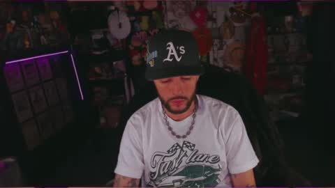 Snapshot of beastbxy chatting on September 24, 10:13 pm beast bxy online show from September 24, 10:13 pm