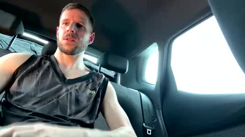 Snapshot of beastcumcam chatting on March 7, 2:14 pm beastcumcam online show from March 7, 2:14 pm