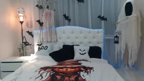 beataangel online show from October 13, 8:25 am