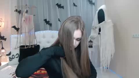 beataangel online show from November 5, 8:47 am