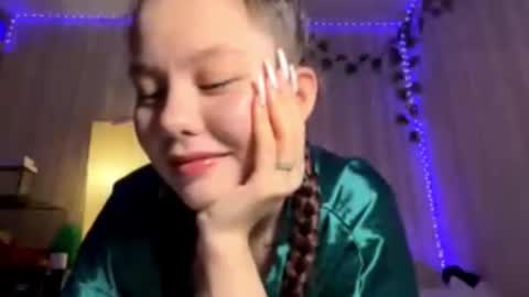 Bella online show from February 22, 12:04 pm