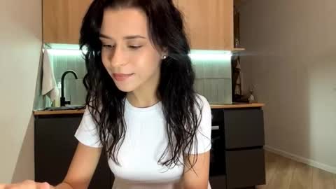 Katie online show from October 11, 8:51 pm