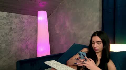 Betty online show from March 22, 1:53 am