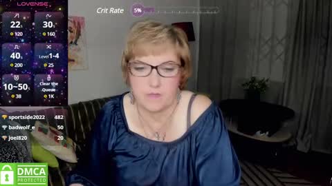 Snapshot of beautiful_lina7 chatting on January 19, 5:58 am your Lana online show from January 19, 5:58 am