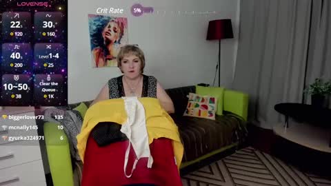 Snapshot of beautiful_lina7 chatting on January 24, 9:58 pm your Lana online show from January 24, 9:58 pm