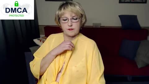 Snapshot of beautiful_lina7 chatting on October 29, 5:58 pm your Lana online show from October 29, 5:58 pm