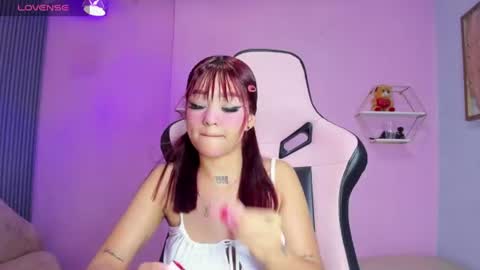 Snapshot of beautty_woman_ chatting on July 11, 10:51 am Sara online show from July 11, 10:51 am