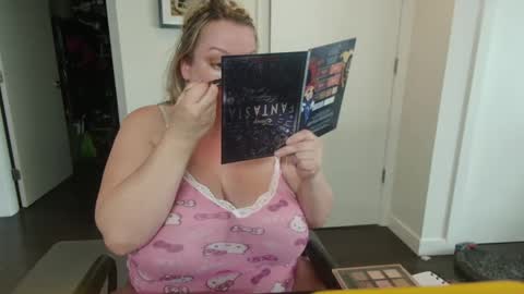 Snapshot of beauty4agent chatting on September 15, 7:14 pm beauty4agent online show from September 15, 7:14 pm