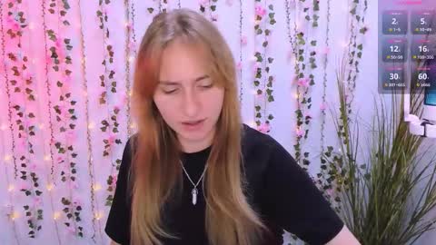 Snapshot of beauty_ginger chatting on September 18, 1:02 pm beauty_ginger online show from September 18, 1:02 pm