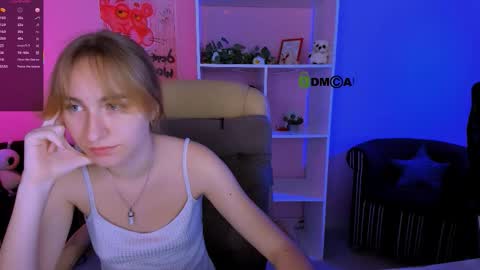 Snapshot of beauty_ginger chatting on October 1, 1:06 pm beauty_ginger online show from October 1, 1:06 pm