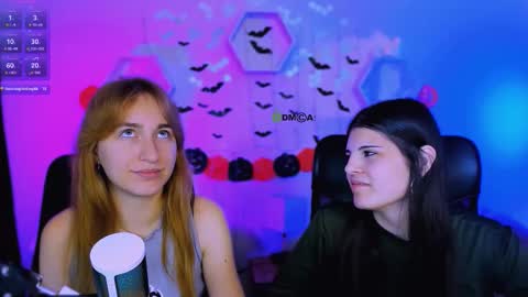 Snapshot of beauty_ginger chatting on November 1, 10:28 am beauty_ginger online show from November 1, 10:28 am