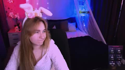 Snapshot of beauty_ginger chatting on December 4, 8:06 pm beauty_ginger online show from December 4, 8:06 pm