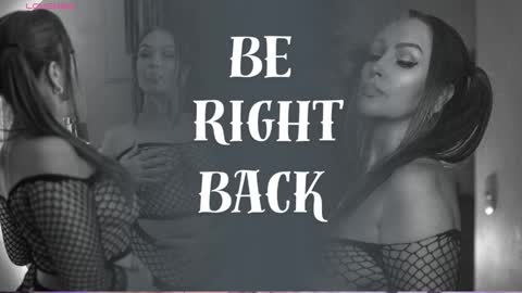 Snapshot of beauty_milf4 chatting on February 3, 6:22 am Chantall online show from February 3, 6:22 am