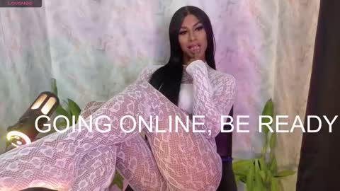 Snapshot of beauty_nina chatting on February 21, 10:22 pm beauty_nina online show from February 21, 10:22 pm