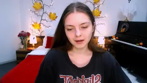 Snapshot of beautyfrominside chatting on November 3, 1:12 pm Gloria online show from November 3, 1:12 pm