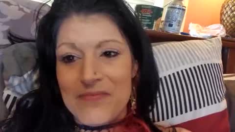 Snapshot of beautyfulkrazy8789 chatting on May 15, 9:55 pm beautyfulkrazy8789 online show from May 15, 9:55 pm