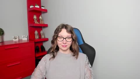 Zoe online show from October 16, 5:41 am