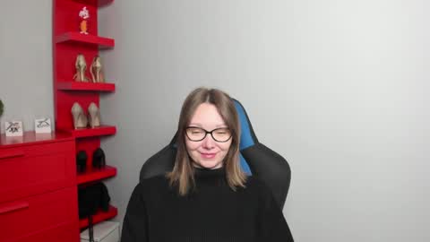 Zoe online show from April 28, 5:56 am