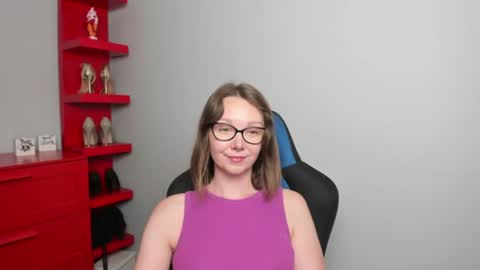 Zoe online show from June 25, 6:40 am