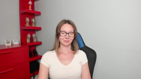 Zoe online show from July 31, 7:08 am