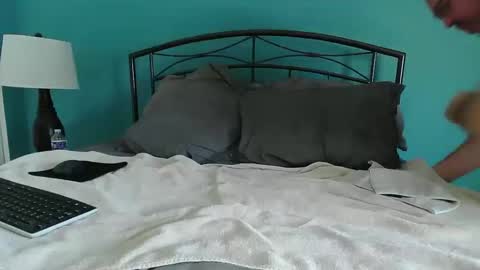 Snapshot of beaver1970 chatting on January 21, 4:05 pm Jay online show from January 21, 4:05 pm