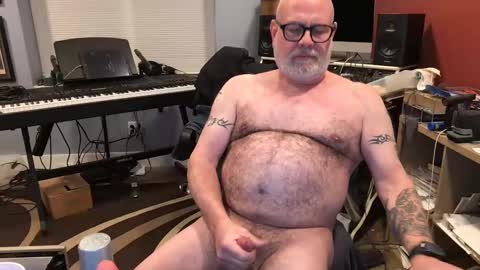 Snapshot of beavermower chatting on January 12, 7:32 am beavermower online show from January 12, 7:32 am