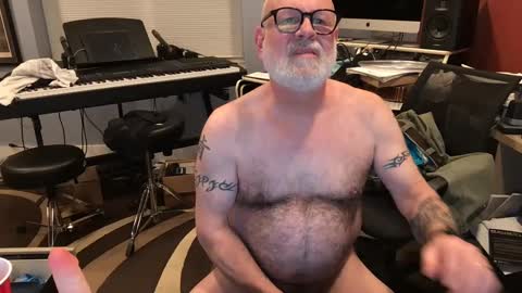 Snapshot of beavermower chatting on March 4, 5:21 am beavermower online show from March 4, 5:21 am