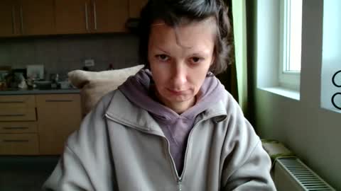 Raluca online show from November 8, 1:55 pm