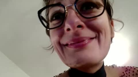 Snapshot of bebacksooon chatting on February 2, 7:56 pm Raluca online show from February 2, 7:56 pm