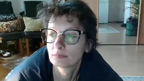 Snapshot of bebacksooon chatting on May 16, 4:50 pm Raluca online show from May 16, 4:50 pm